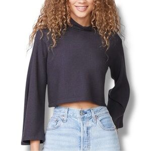 Monrow Dark Gray Mock Neck Ribbed Cropped Bell Sleeve Sweater Top - Medium